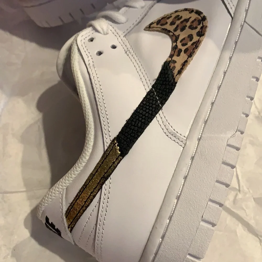 White NIKE DUNK Sneakers (Mixed Material Swooshes) - Picture 11 of 11